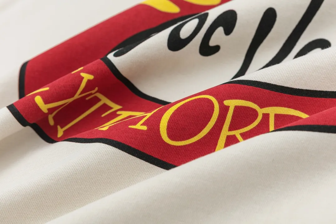 Model D107 Gallery dept European and American washed trendy brand printed high street T-shirts, same style for men and women, gilded letters on the back, after washing and shaping, it will not change shape and will not pill, comfortable and breathable, apricot S to XL, p106